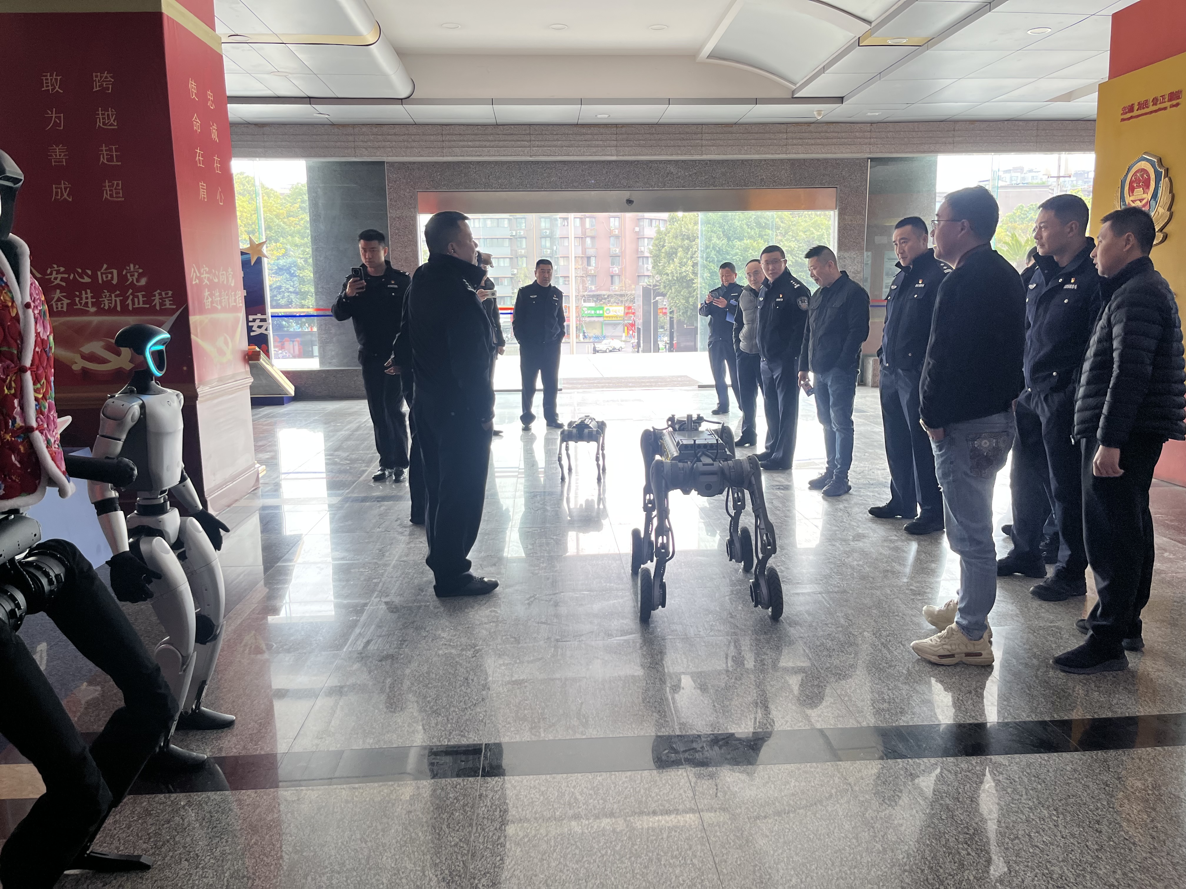 8F37CA8F0E00C8584535252C0F923017