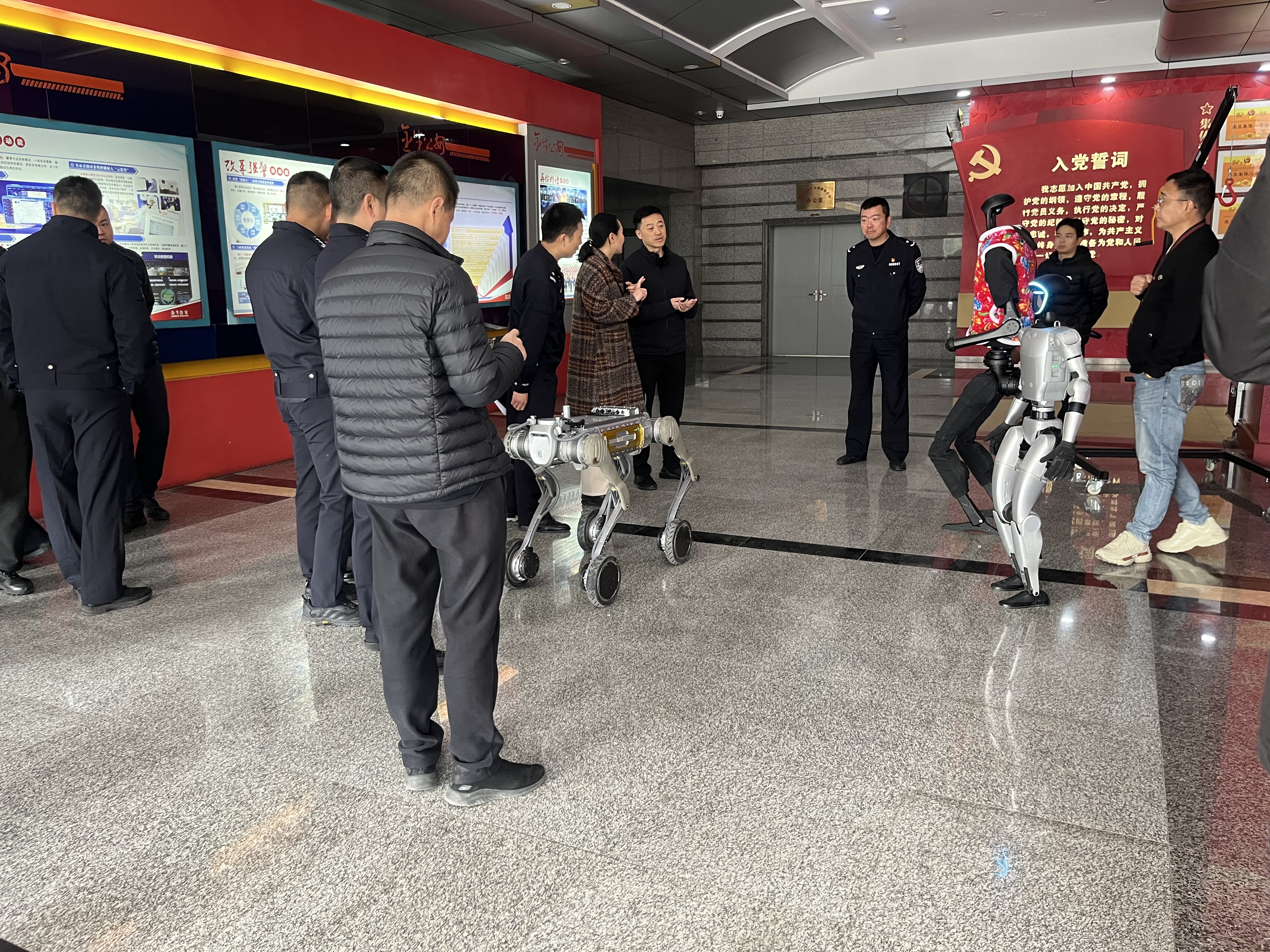 1C13CDA2481918DEF63C1FD95E611C00